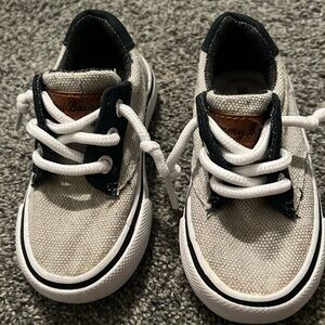 Toddler casual sneaker